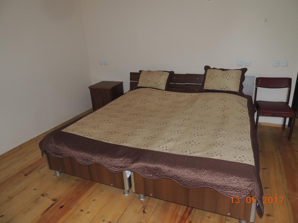 Galavnis Kari Hotel Sighnaghi Exteriör bild