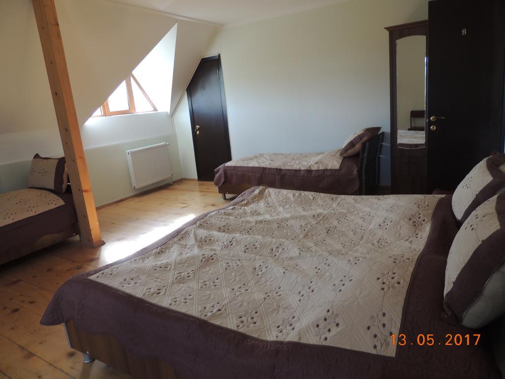 Galavnis Kari Hotel Sighnaghi Exteriör bild